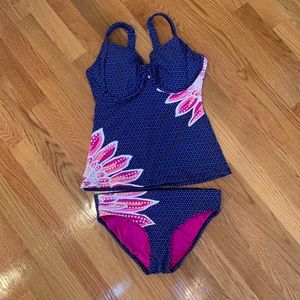 Title nine- 2 piece swim suit